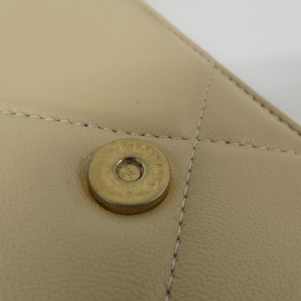 CHANEL Cream Wallet - Picture 8 of 8